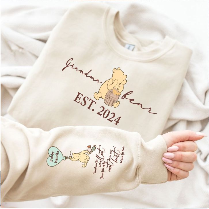 Personalised Winnie The Pooh Grandma Bear Est Sweatshirt Unique gift for Nan