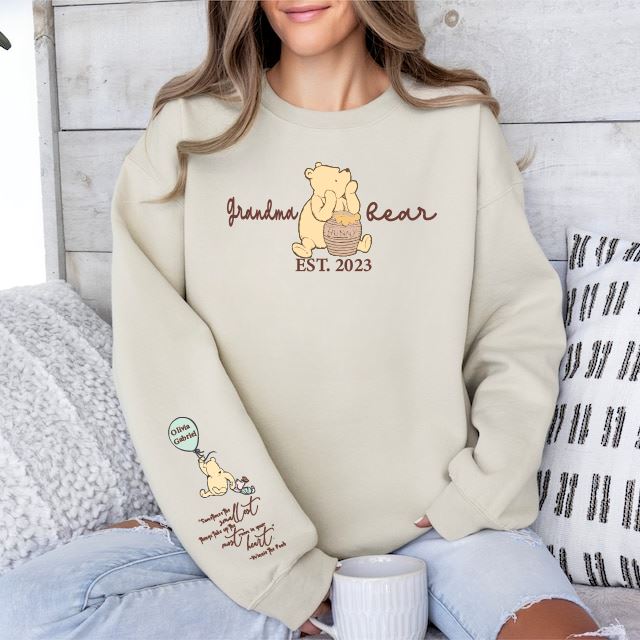 Personalised Grandma Bear Est Sweatshirt