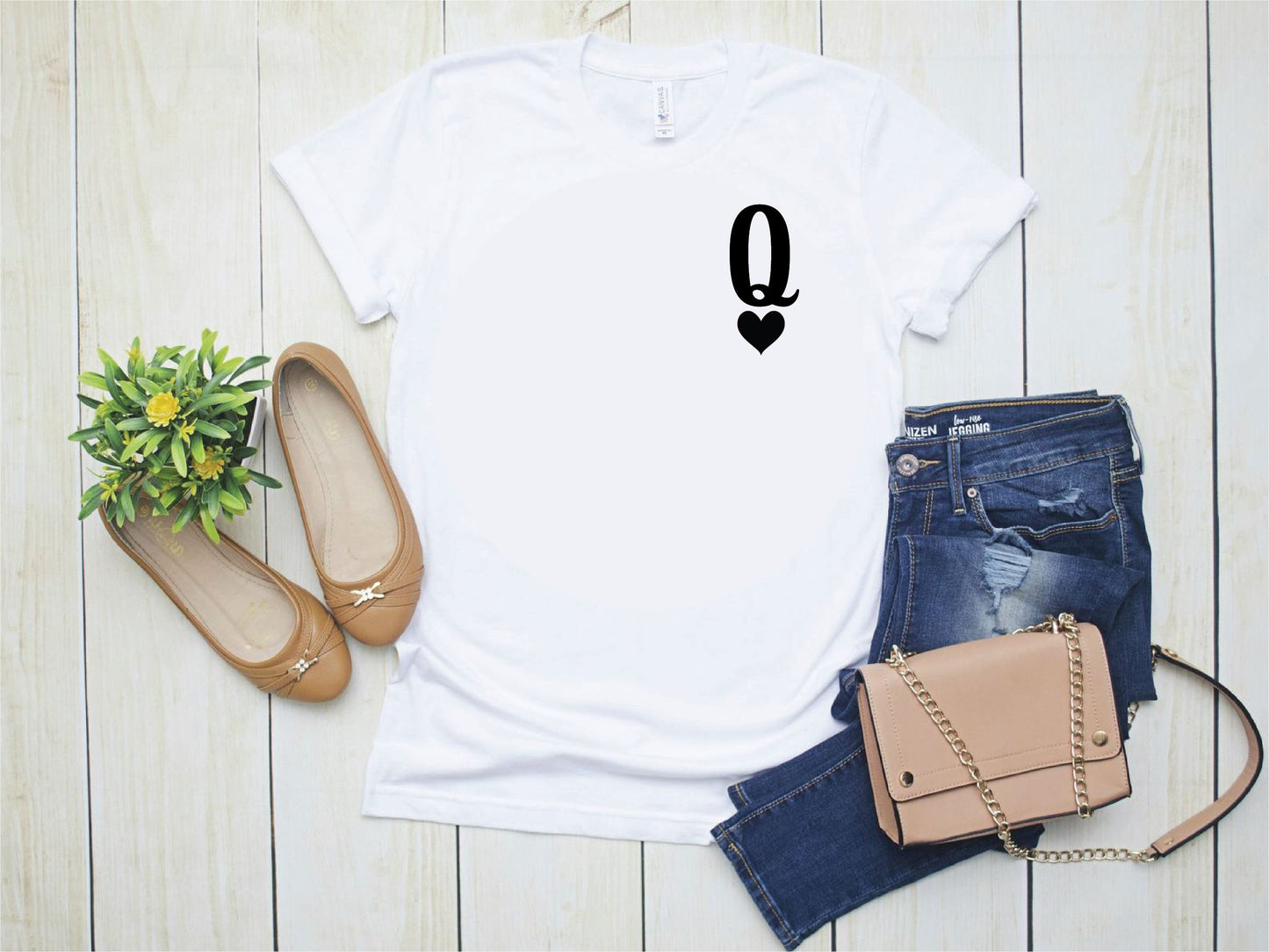 Q Letter Queen Heart T-shirt
